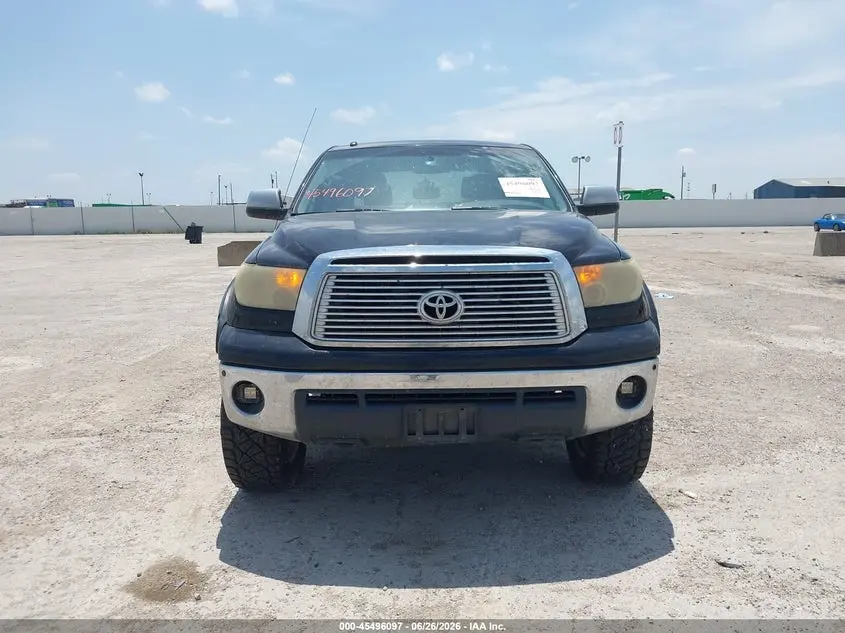 2013 TOYOTA TUNDRA PLATINUM 5.7L V8