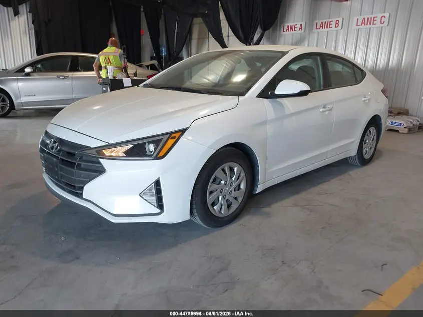 2020 HYUNDAI ELANTRA SE