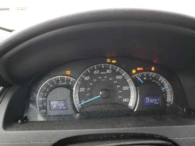 2012 TOYOTA CAMRY BASE  