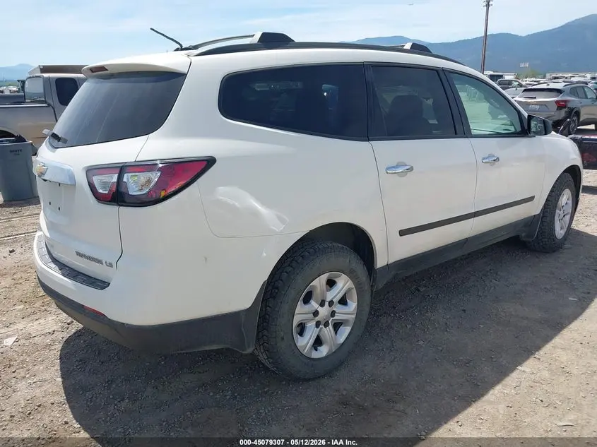 2014 CHEVROLET TRAVERSE LS