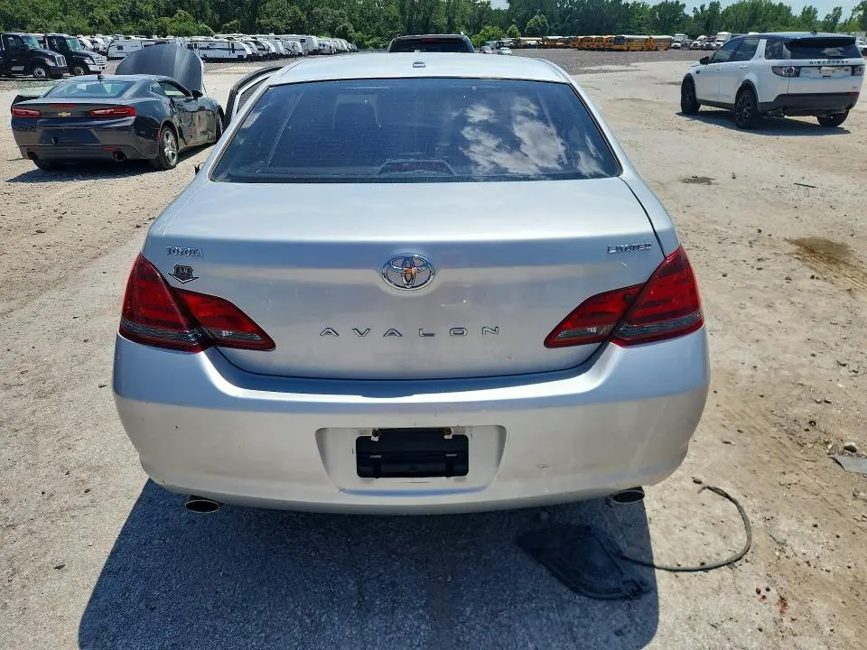 2010 TOYOTA AVALON LIMITED  