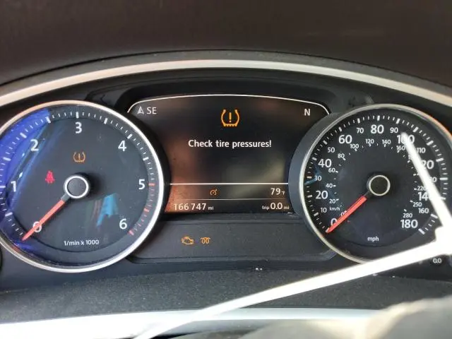 2014 VOLKSWAGEN TOUAREG V6 TDI  