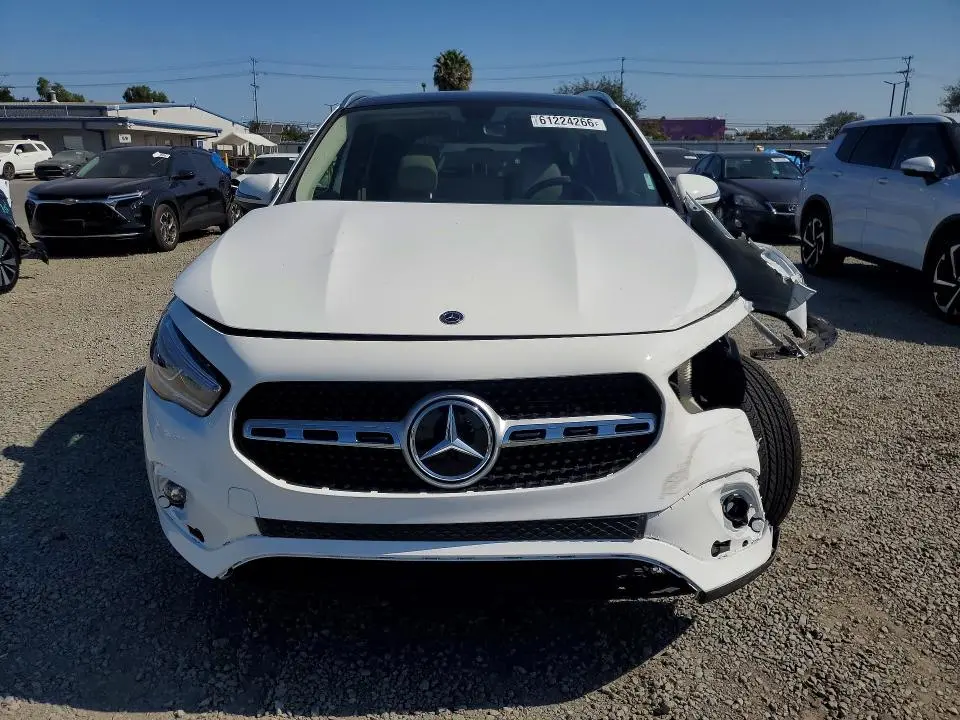 2023 MERCEDES-BENZ GLA 250  