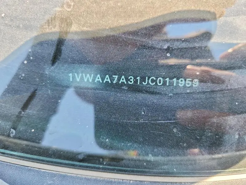 2018 VOLKSWAGEN PASSAT S  