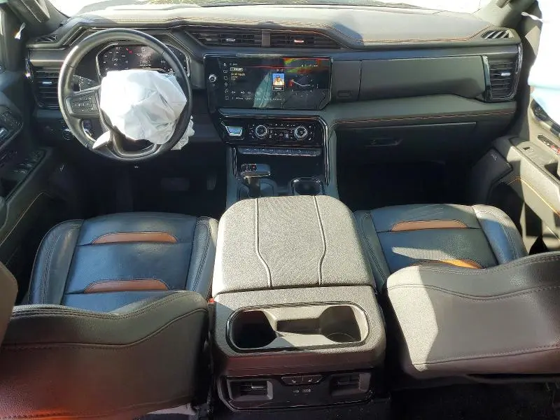 2024 GMC SIERRA K1500 AT4  