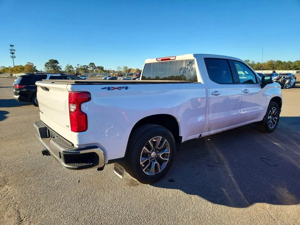 2023 CHEVROLET SILVERADO K1500 LT  