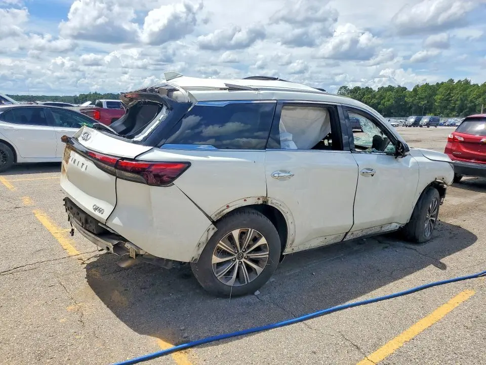 2023 INFINITI QX60 PURE  