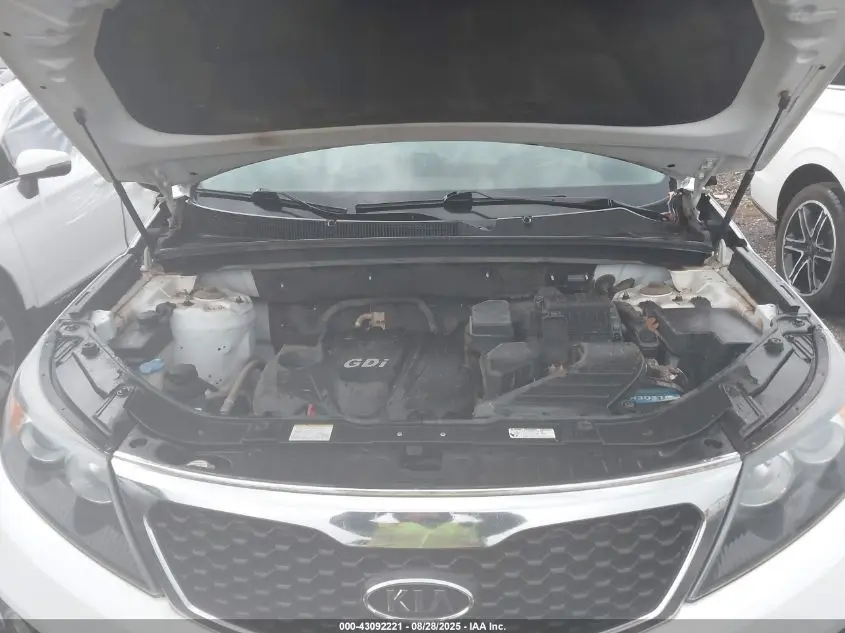 2012 KIA SORENTO LX