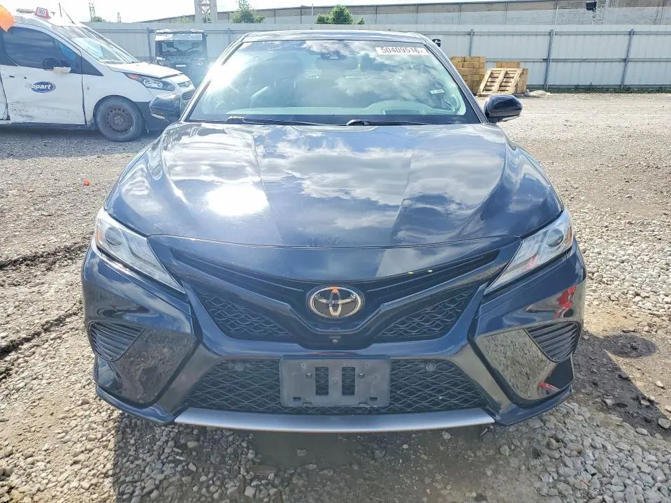 2018 TOYOTA CAMRY XSE  