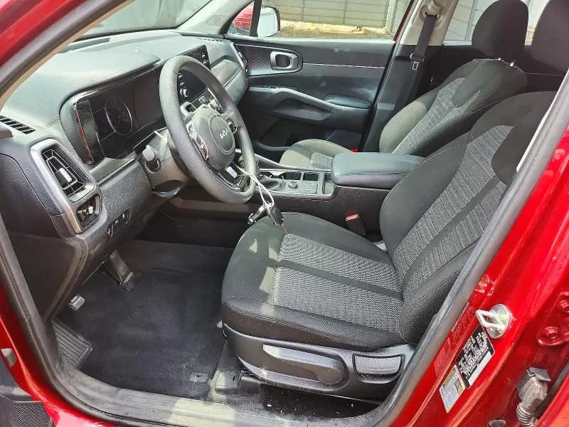 2022 KIA SORENTO LX  