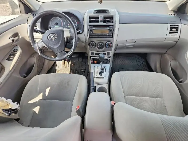 2012 TOYOTA COROLLA LE  