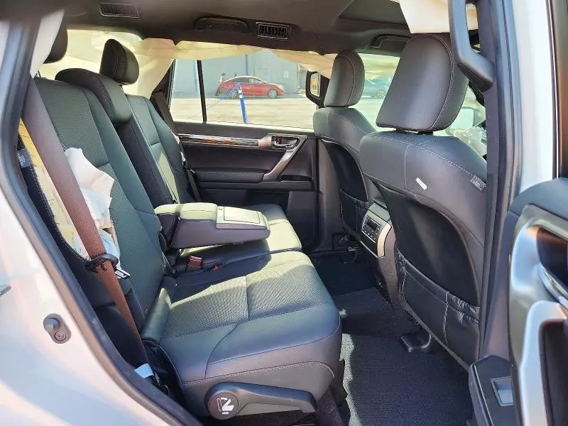 2023 LEXUS GX 460  