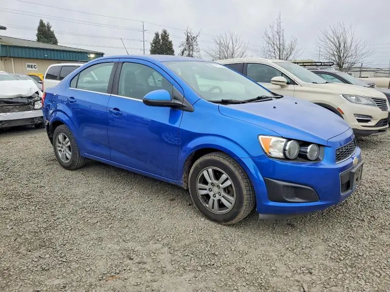 2016 CHEVROLET SONIC LT  