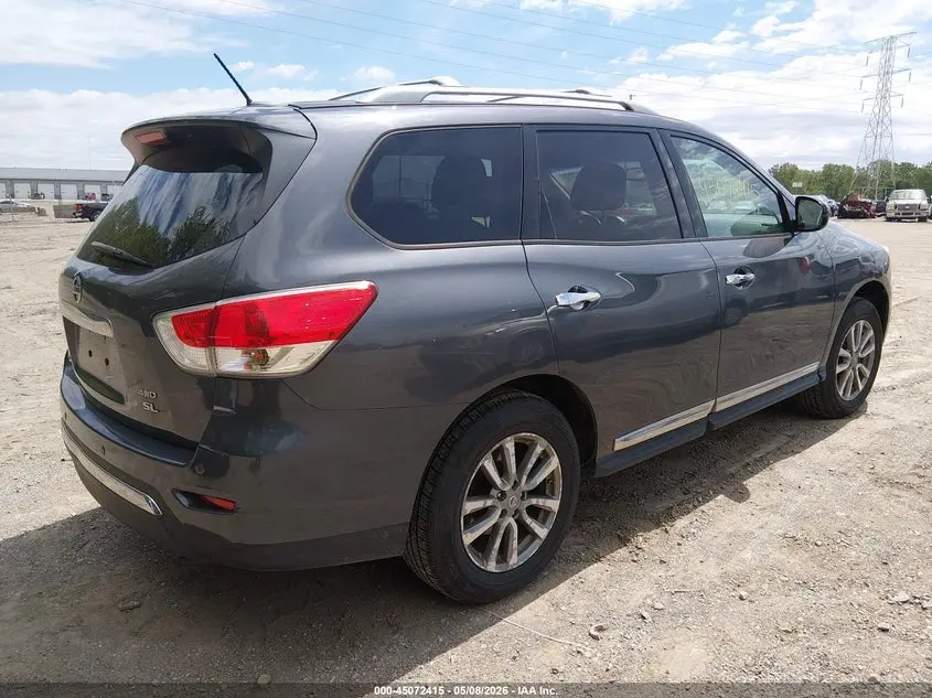 2013 NISSAN PATHFINDER SL