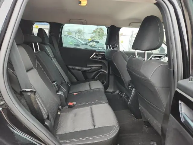 2023 MITSUBISHI OUTLANDER ES  