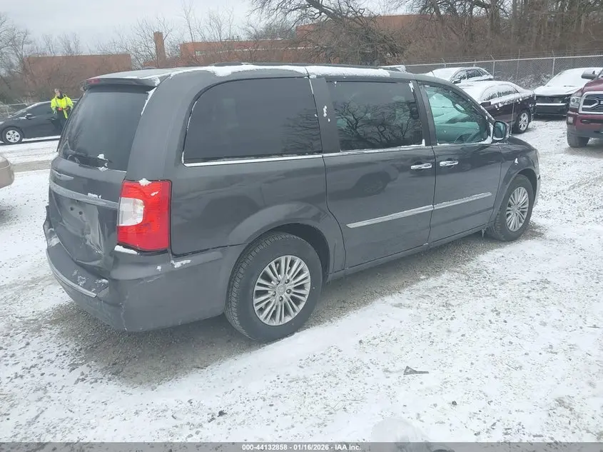 2016 CHRYSLER TOWN & COUNTRY TOURING-L ANNIVERSARY EDITION