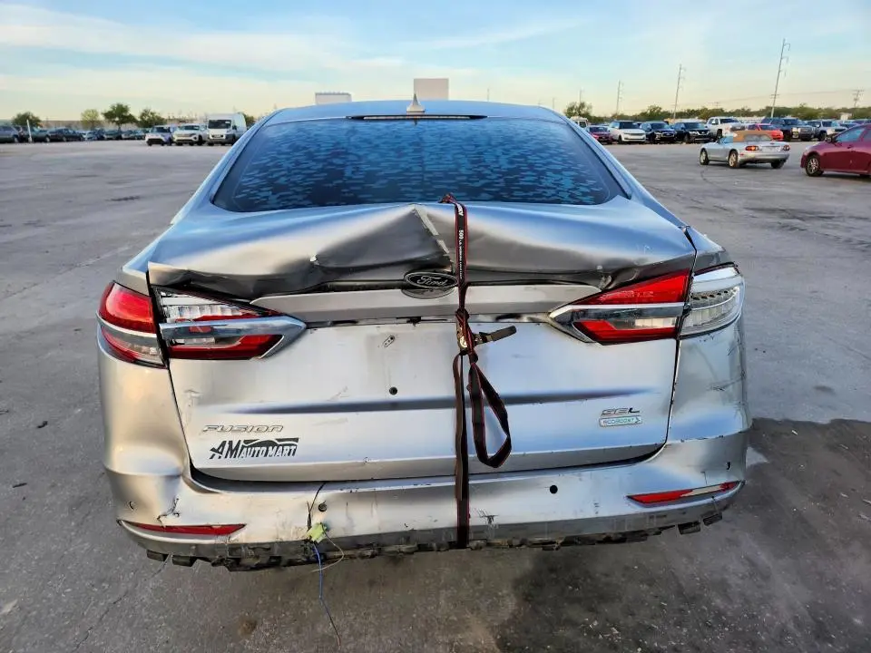 2020 FORD FUSION SEL  