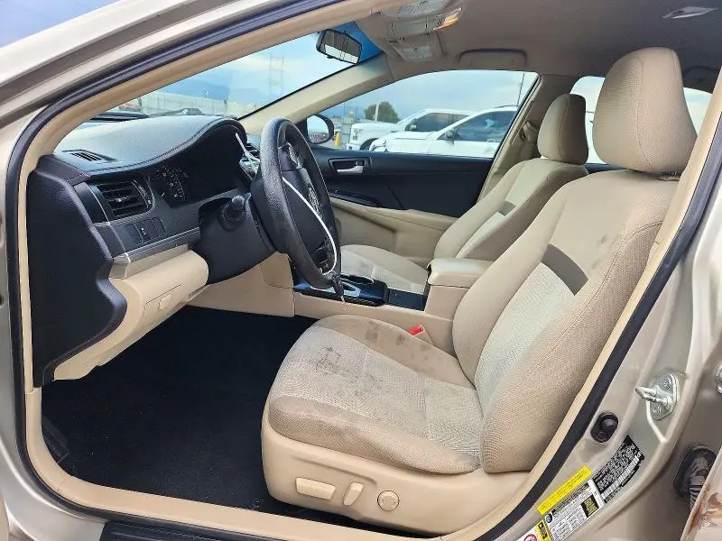 2013 TOYOTA CAMRY LE  