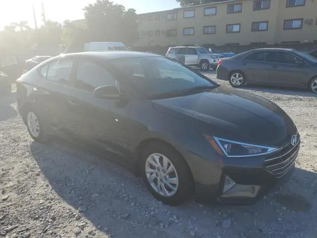 2020 HYUNDAI ELANTRA SE  