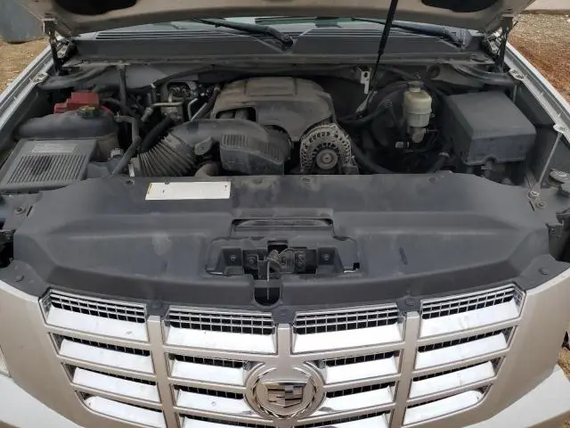 2011 CADILLAC ESCALADE PREMIUM  
