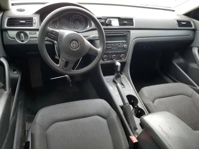 2013 VOLKSWAGEN PASSAT S  