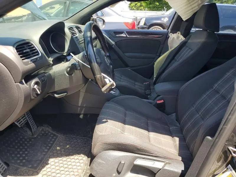 2011 VOLKSWAGEN GTI   