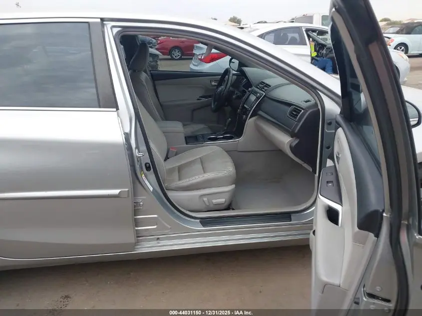 2015 TOYOTA CAMRY HYBRID XLE