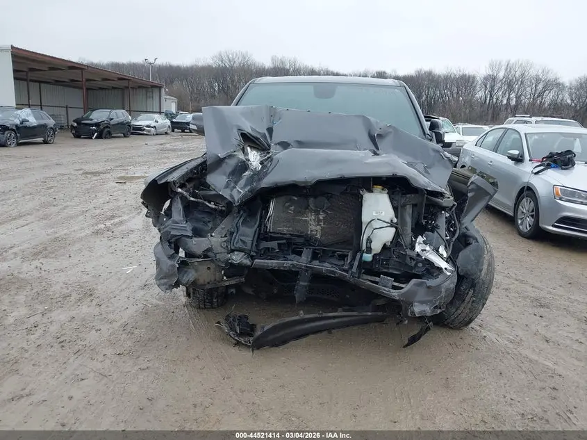 2019 RAM 1500 SPORT