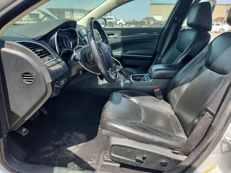 2020 CHRYSLER 300 LIMITED  