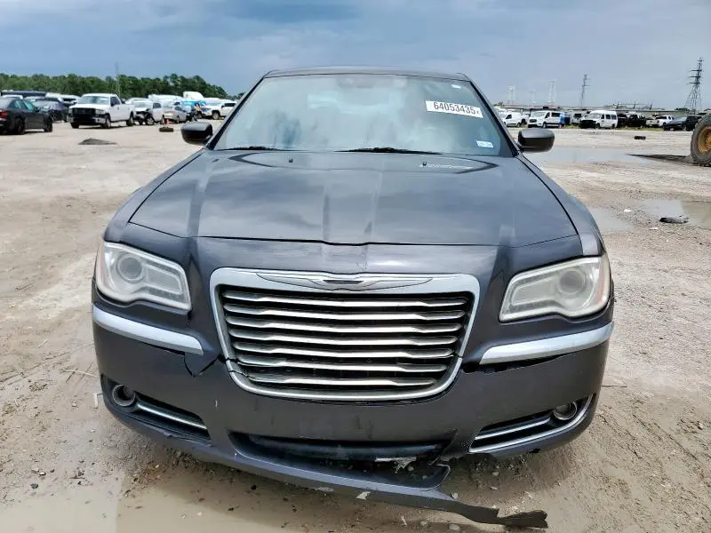 2013 CHRYSLER 300   