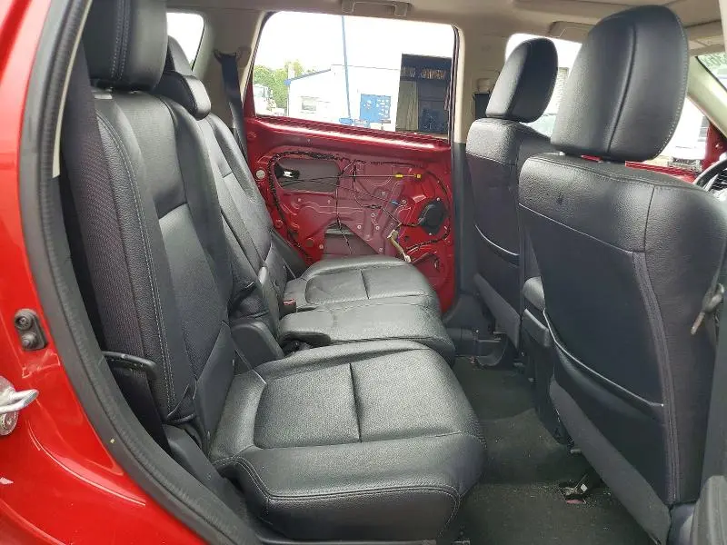 2016 MITSUBISHI OUTLANDER SE  