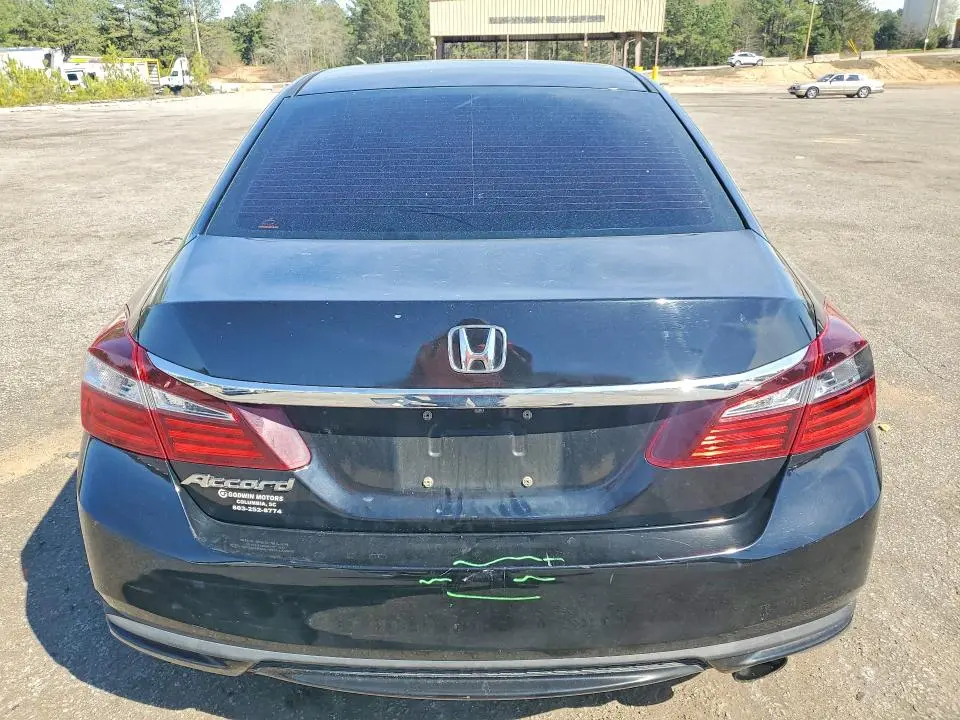 2017 HONDA ACCORD LX  