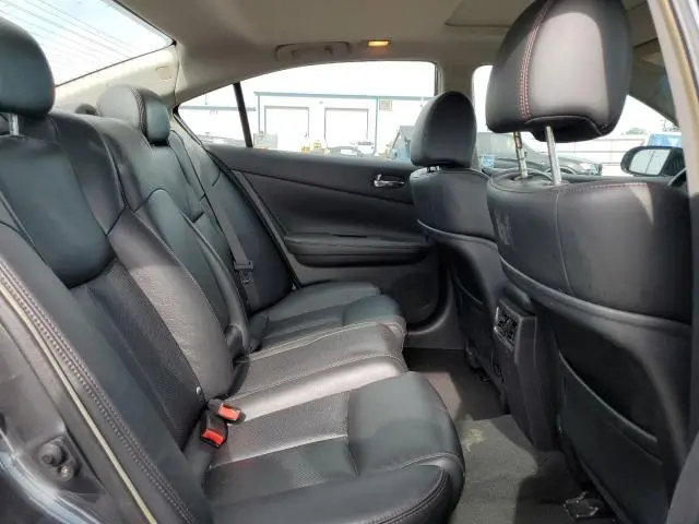 2010 NISSAN MAXIMA S  