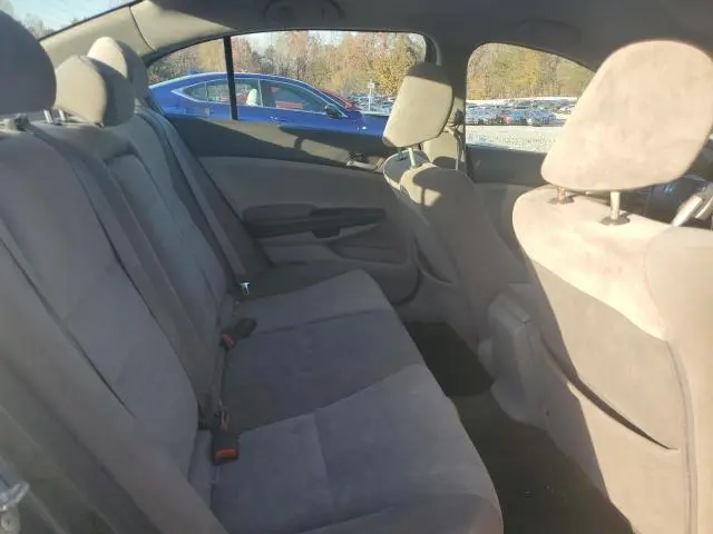 2010 HONDA ACCORD LX  