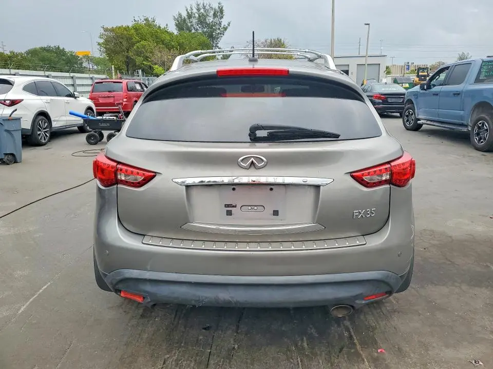 2011 INFINITI FX35 BASE  