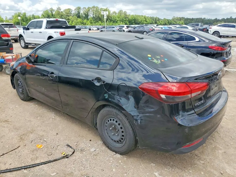 2017 KIA FORTE LX  
