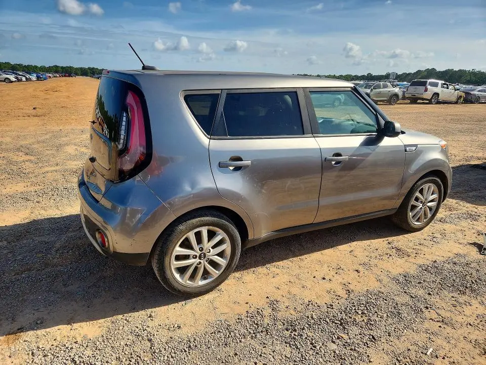 2019 KIA SOUL +  