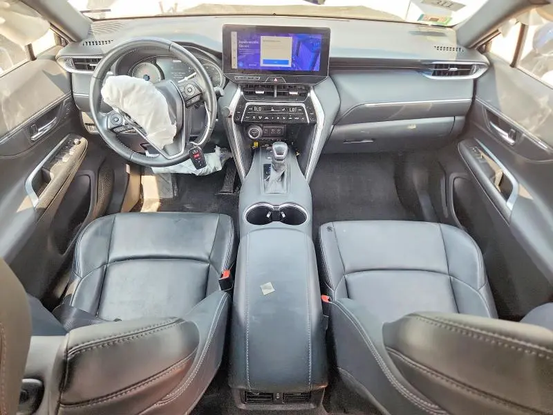 2023 TOYOTA VENZA XLE  