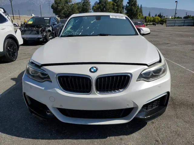 2016 BMW M235I   