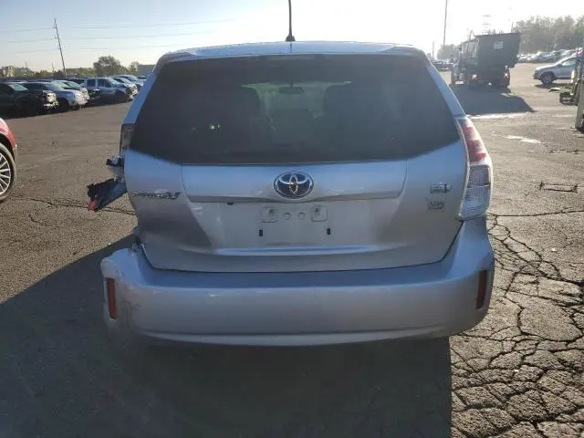 2017 TOYOTA PRIUS V   