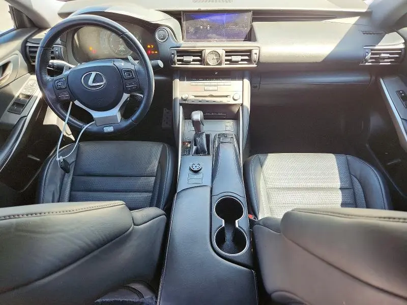 2019 LEXUS IS 300  