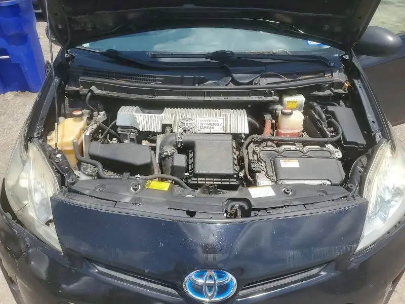 2015 TOYOTA PRIUS FOUR  