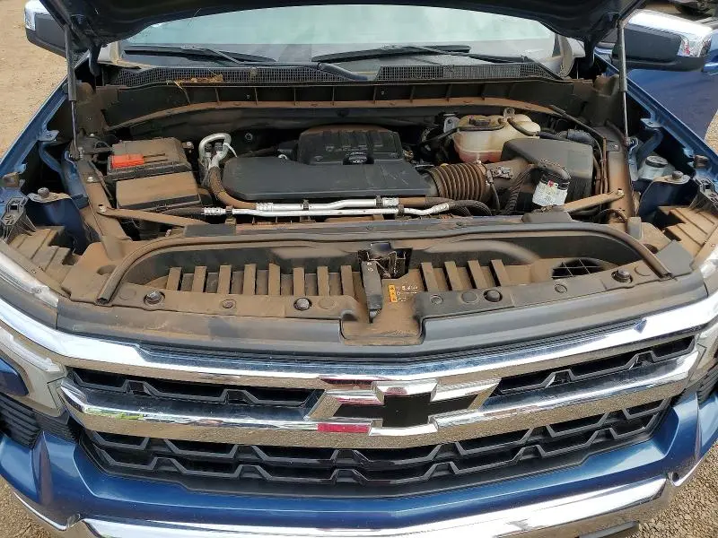 2024 CHEVROLET SILVERADO K1500 LT  