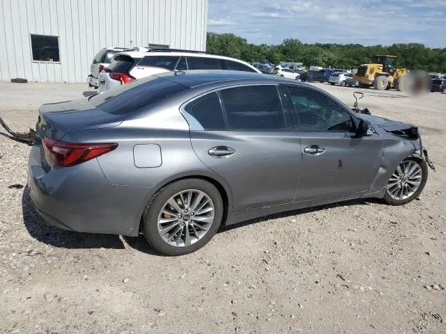 2018 INFINITI Q50 LUXE  