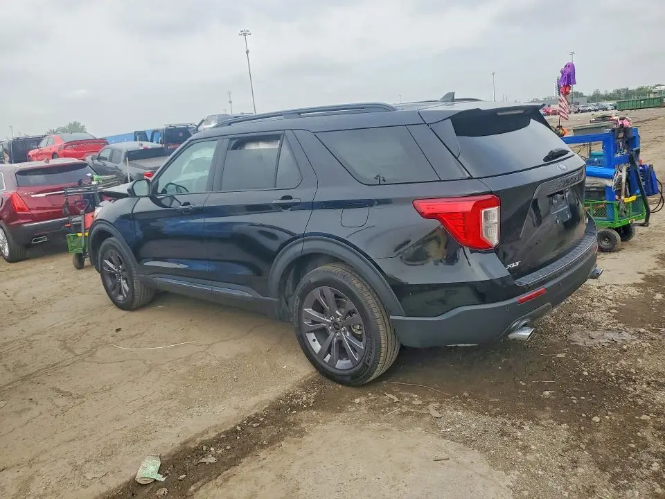 2024 FORD EXPLORER XLT  