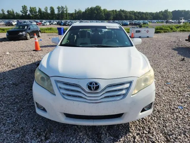 2011 TOYOTA CAMRY XLE  