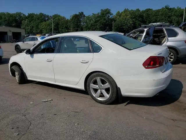 2012 VOLKSWAGEN PASSAT SE  