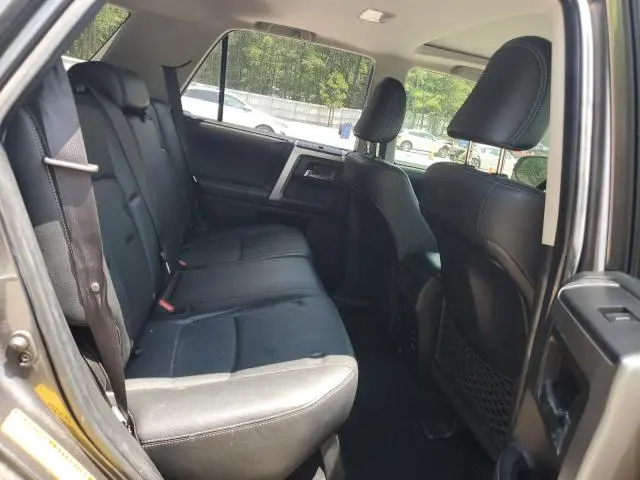 2017 TOYOTA 4RUNNER SR5  