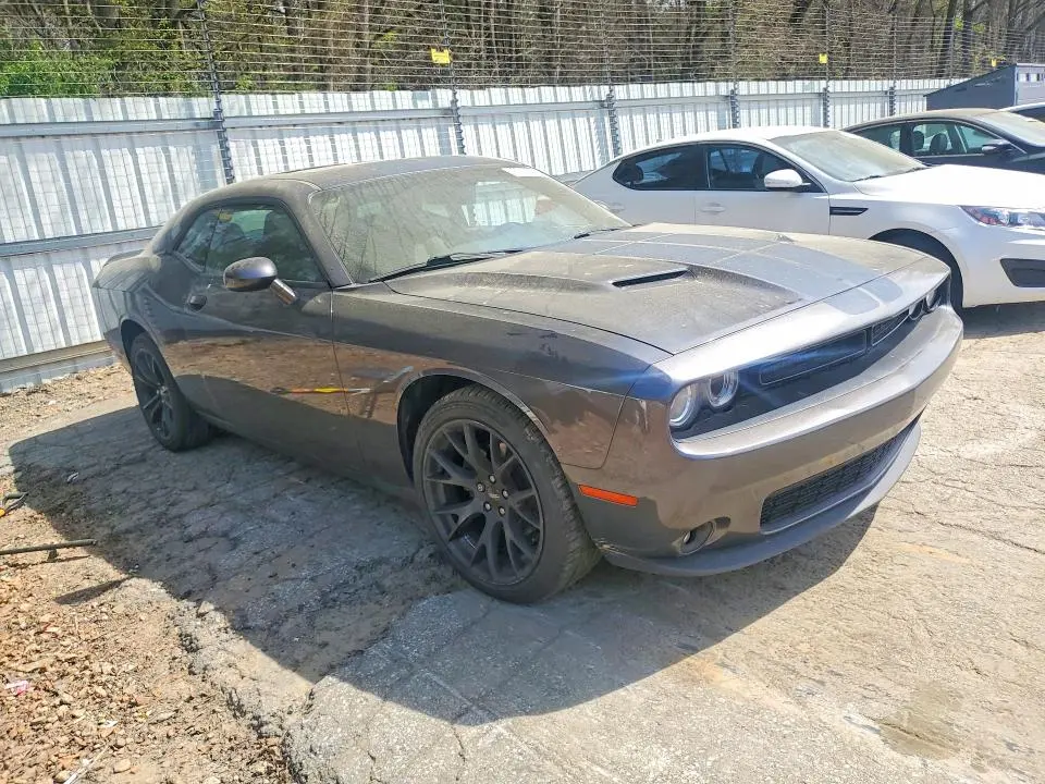 2018 DODGE CHALLENGER SXT  