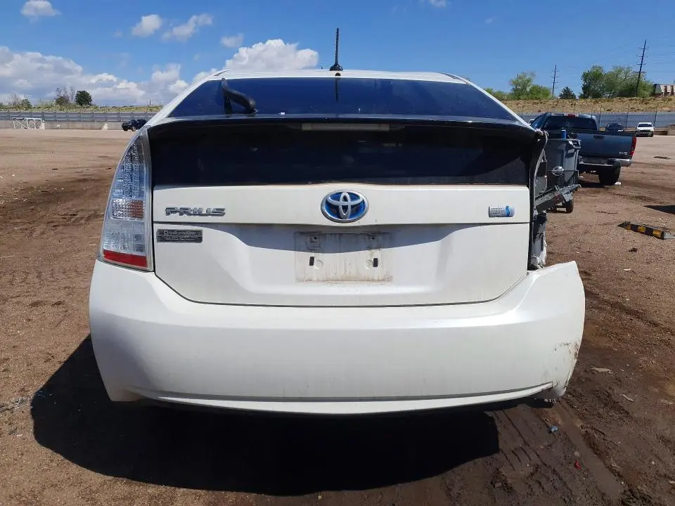 2010 TOYOTA PRIUS II  